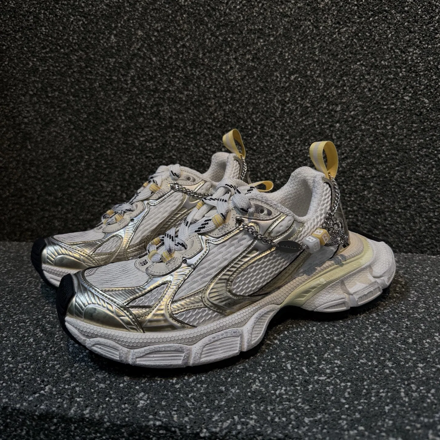 BC 27FW BRRRJHL 002 트랙슈즈 15