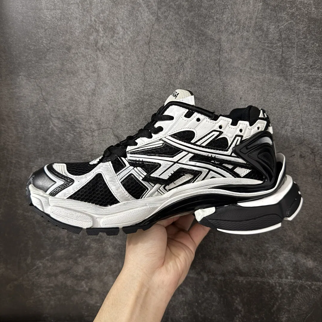 BC 27FW FIOKDFU 002 트랙슈즈 19