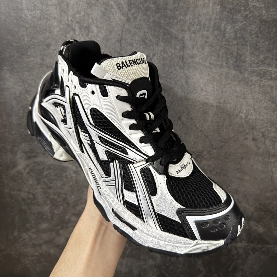 BC 27FW FIOKDFU 002 트랙슈즈 20