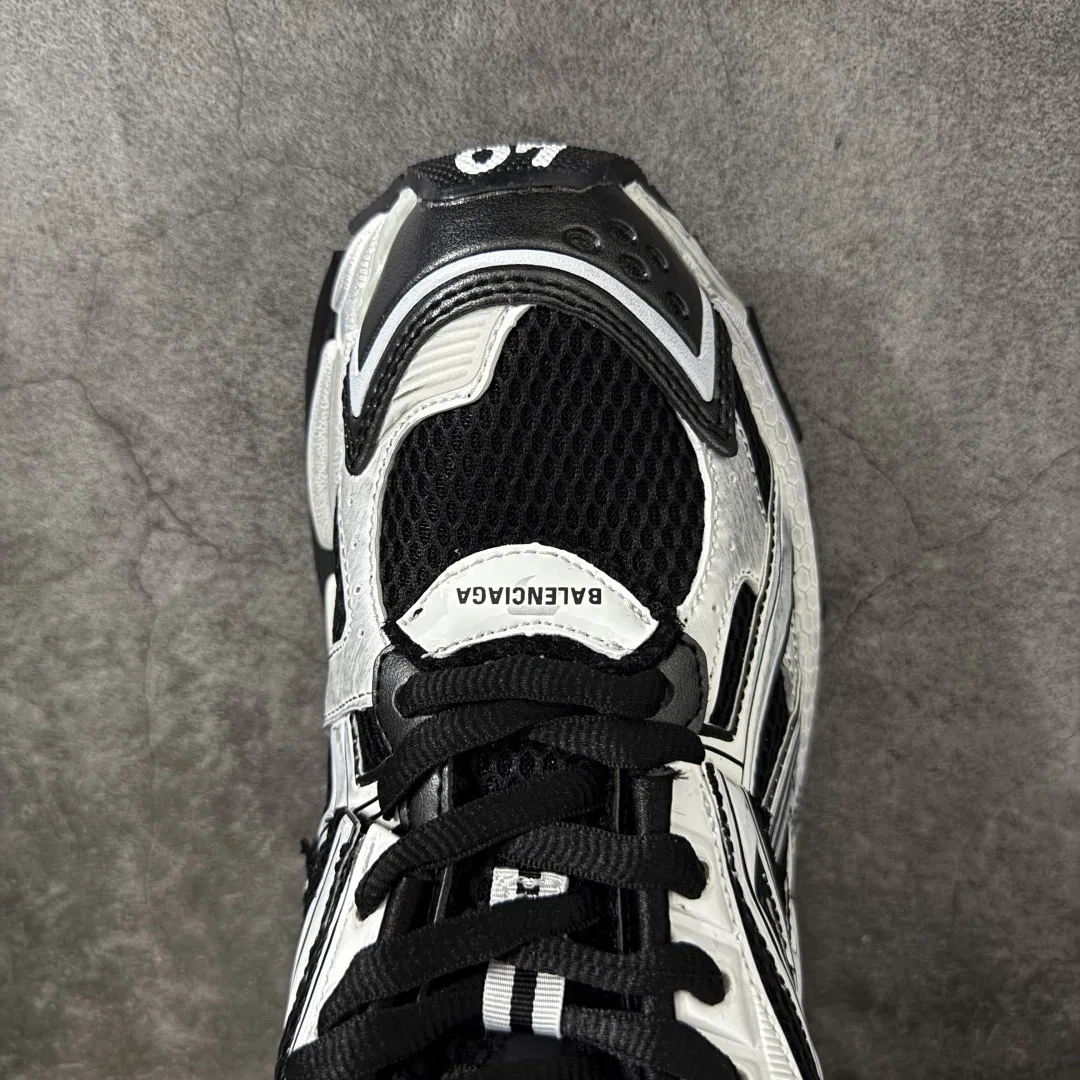 BC 27FW FIOKDFU 002 트랙슈즈 22