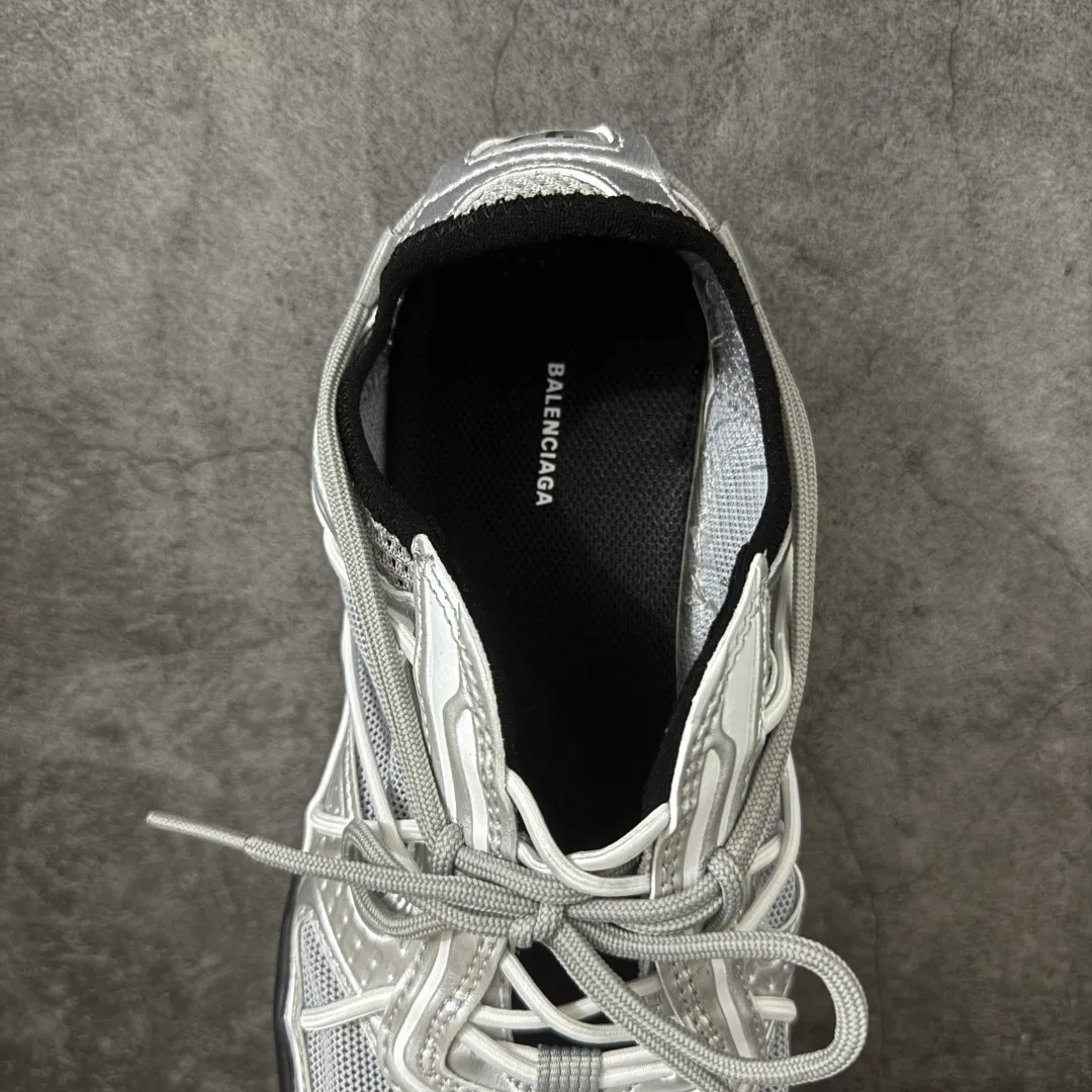 BC 27FW FIOKDFU 003 트랙슈즈 8