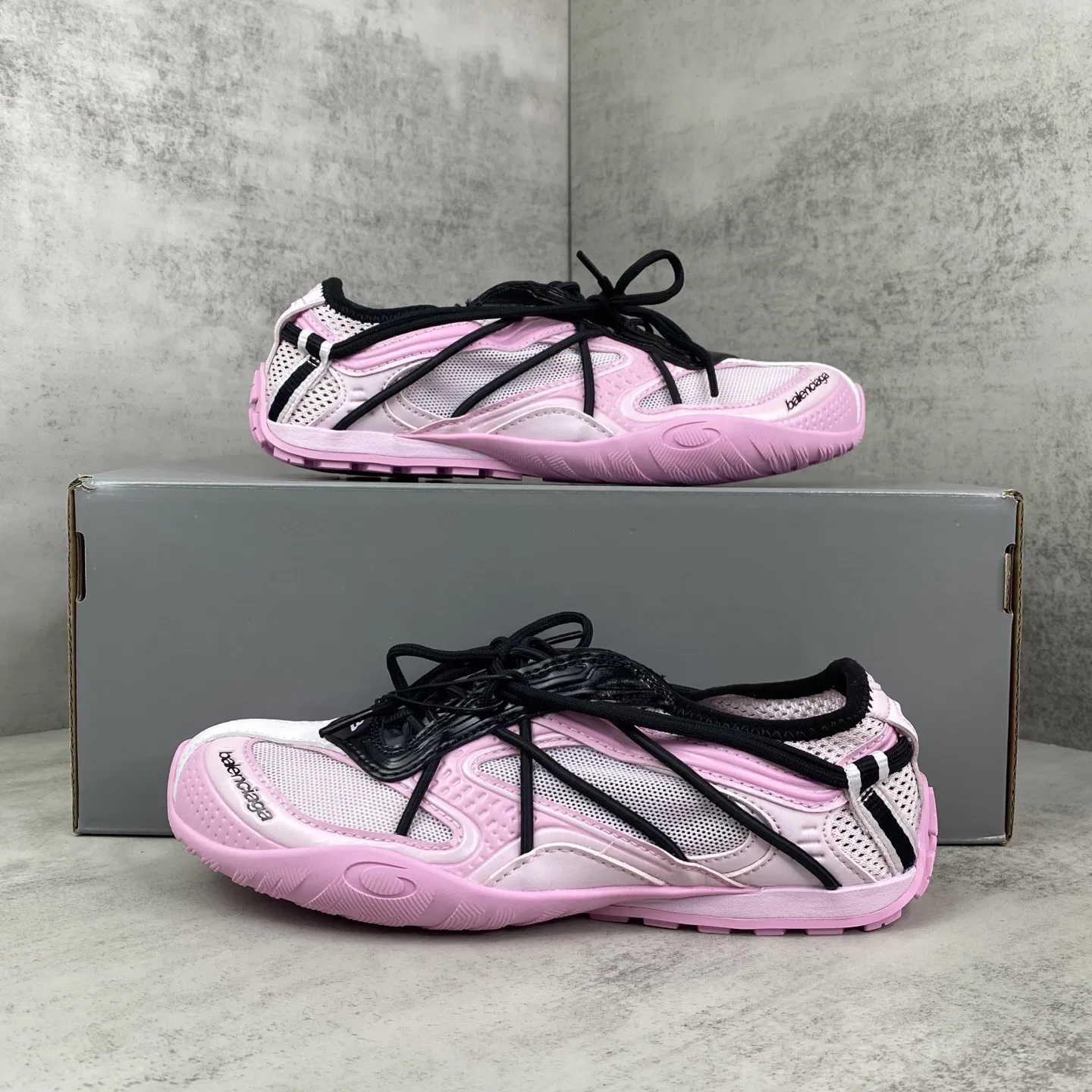 BC 27FW FIOKDFU 003 트랙슈즈 18