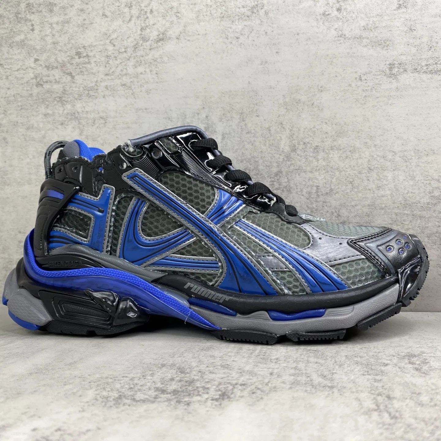BC 27FW FIOKDFU 004 트랙슈즈 24