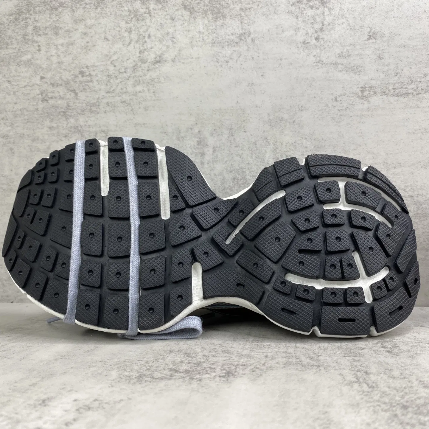 BC 27FW FIOKDFU 006 트랙슈즈 8