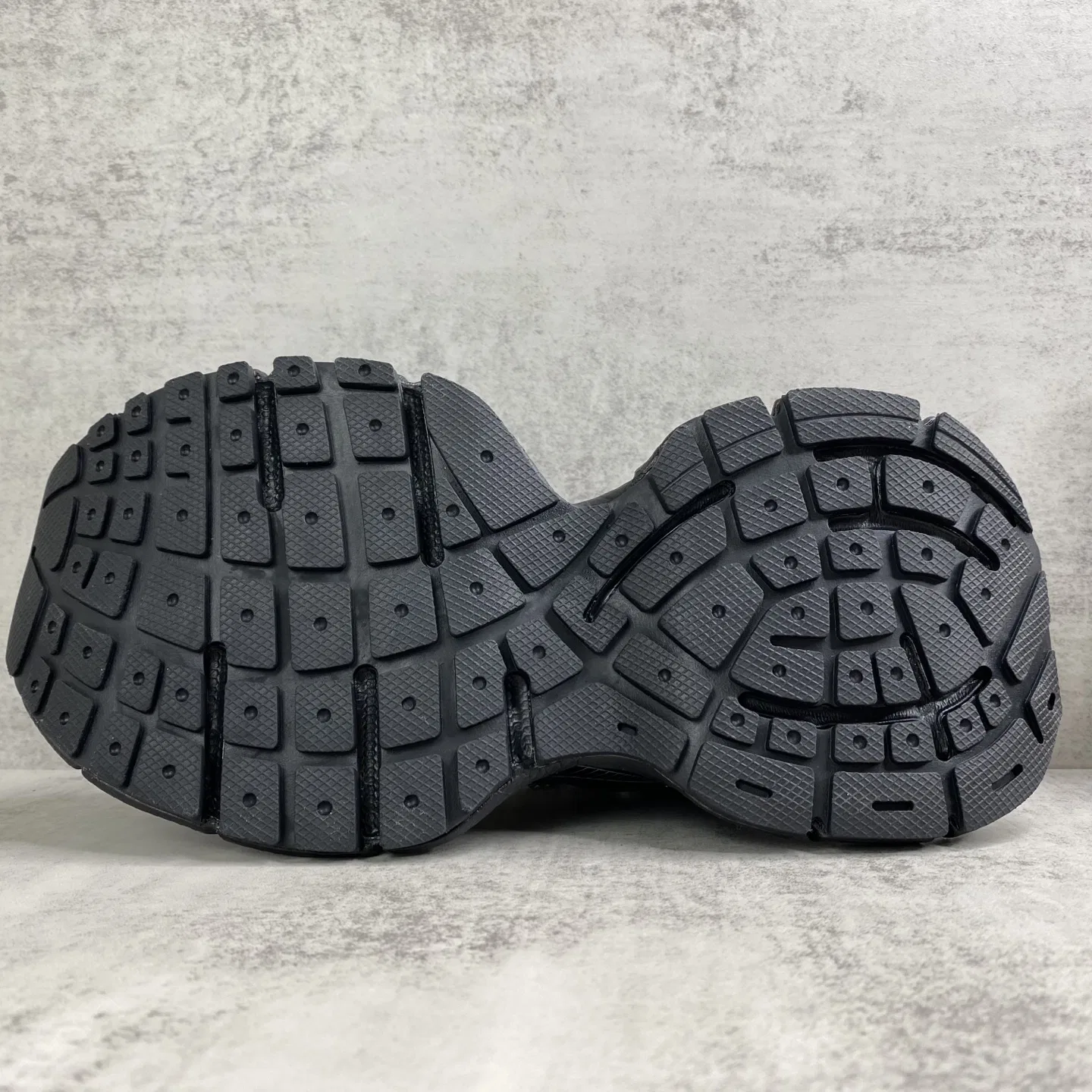 BC 27FW FIOKDFU 006 트랙슈즈 26