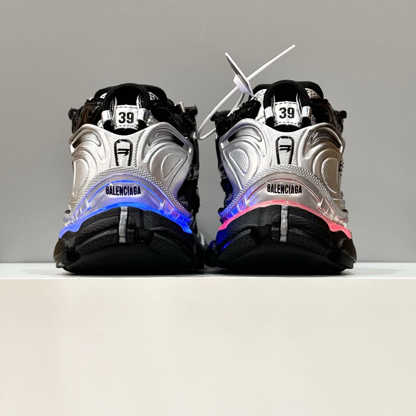 BC 27FW FIOKDFU 008 트랙슈즈 18