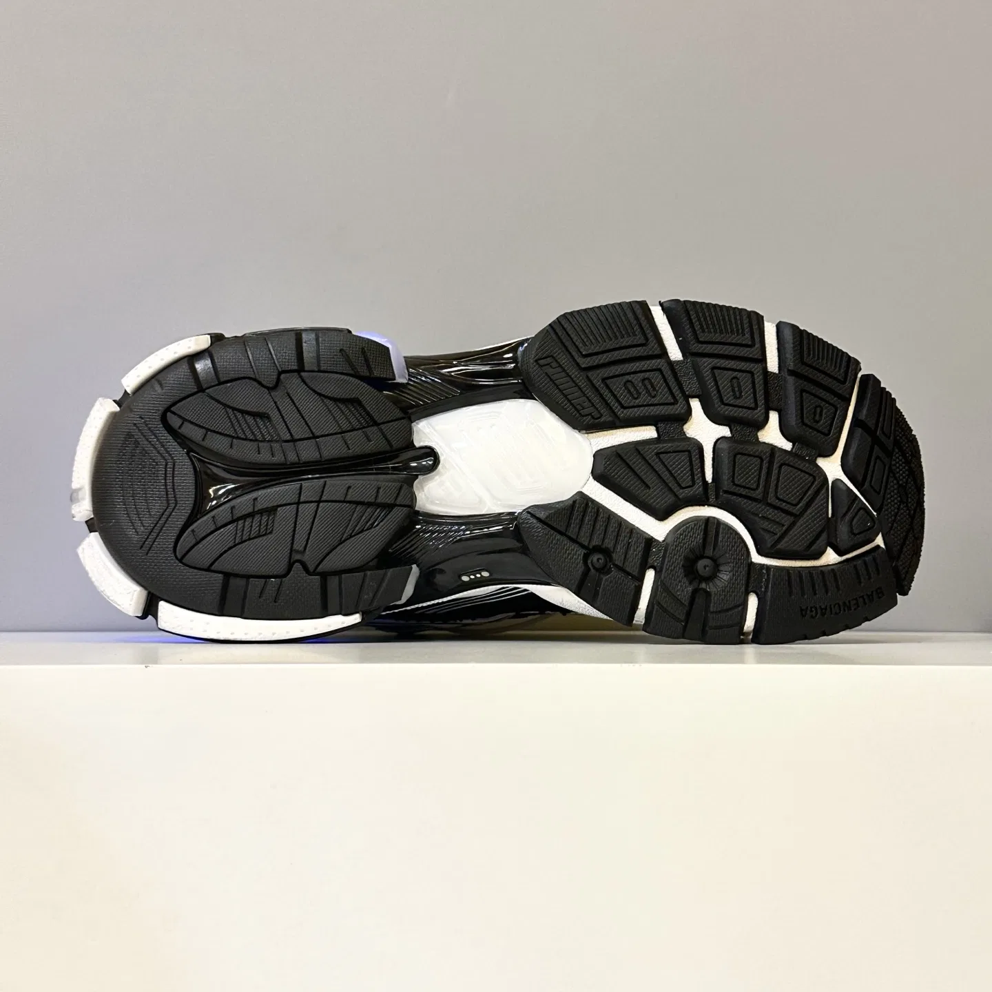 BC 27FW FIOKDFU 008 트랙슈즈 22