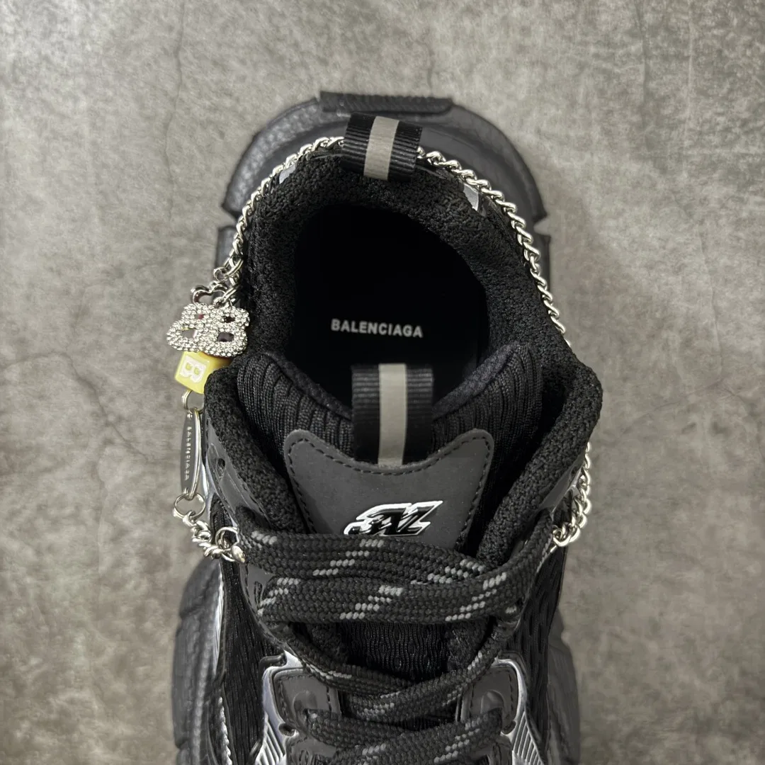 BC 27FW FIOKDFU 009 트랙슈즈 8