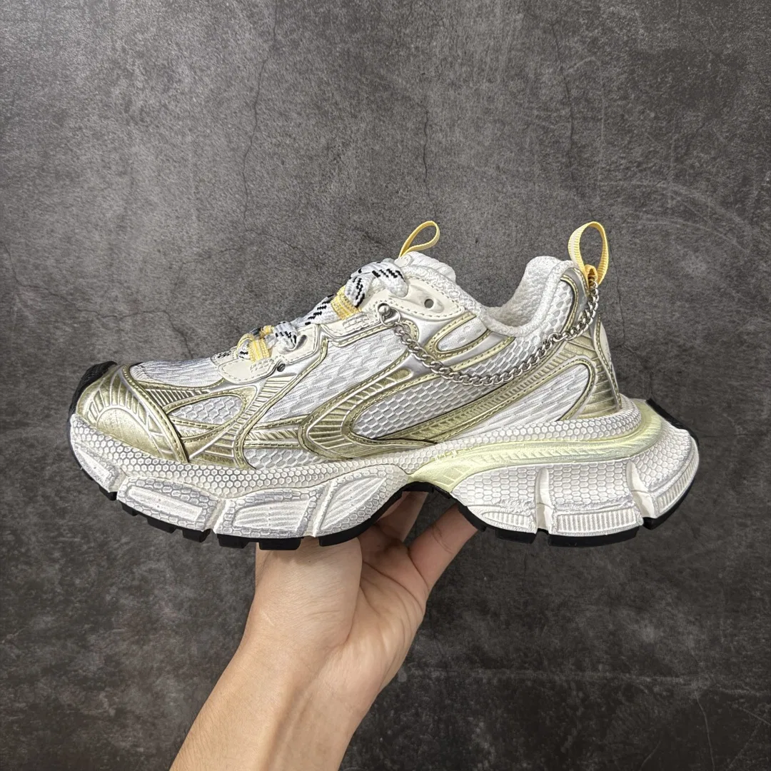BC 27FW FIOKDFU 009 트랙슈즈 13