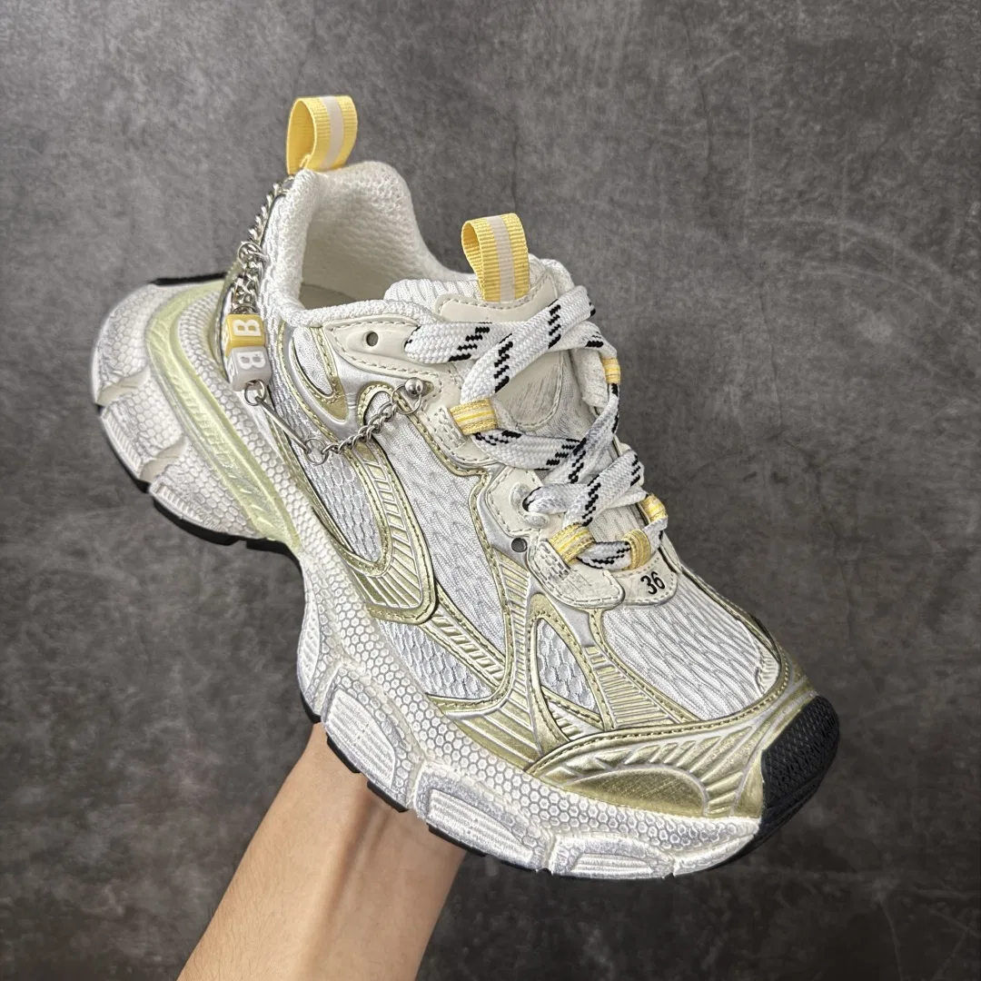 BC 27FW FIOKDFU 009 트랙슈즈 14