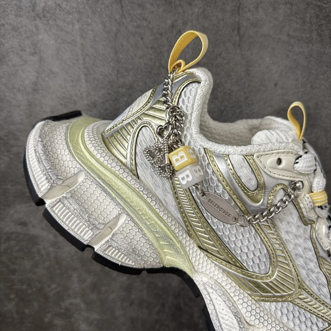 BC 27FW FIOKDFU 009 트랙슈즈 18