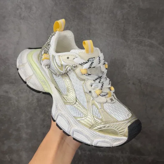 BC 27FW FIOKDFU 009 트랙슈즈 22