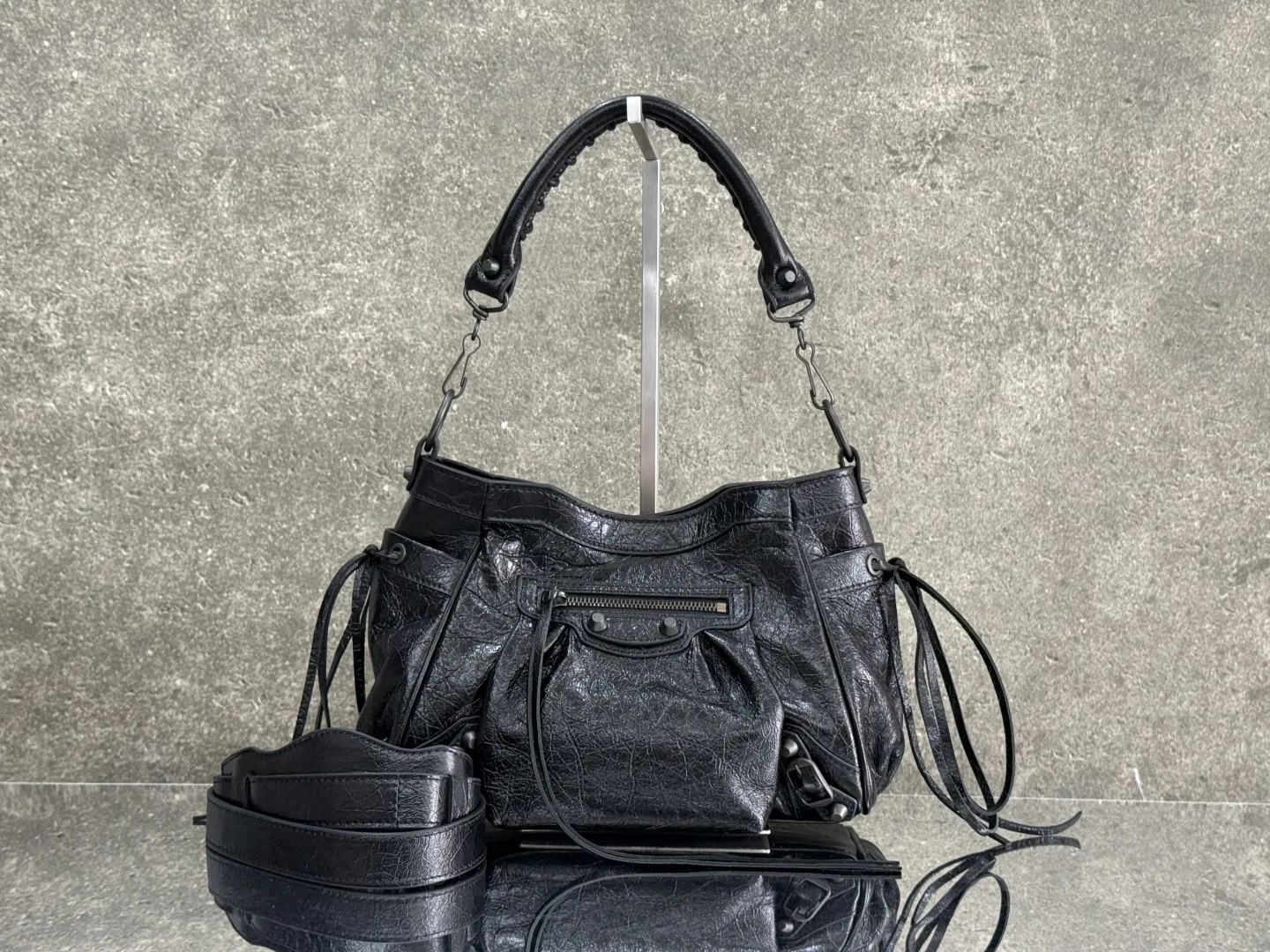 BC 27FW FIOKDFU 019 숄더백 12