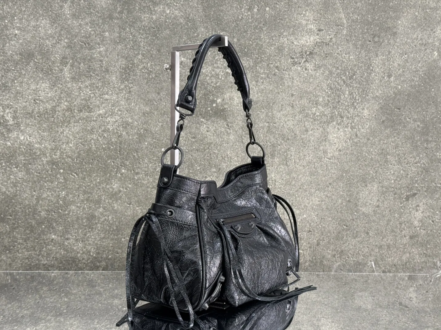 BC 27FW FIOKDFU 019 숄더백 13