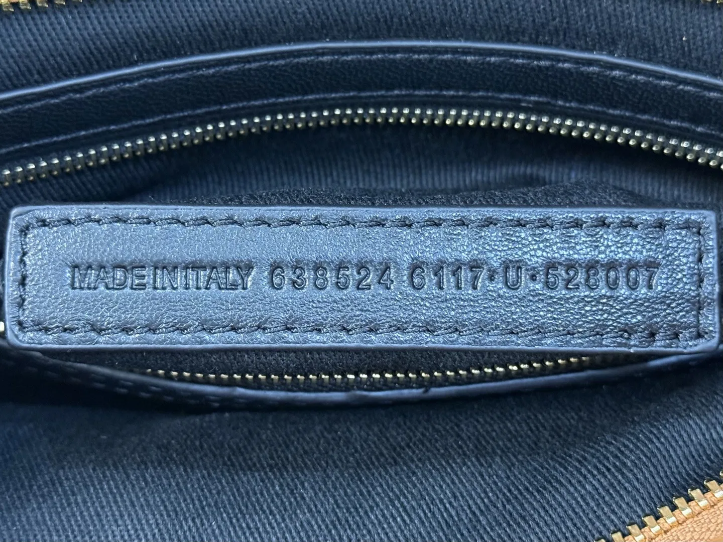 BC 27FW FIOKDFU 024 토트백 9
