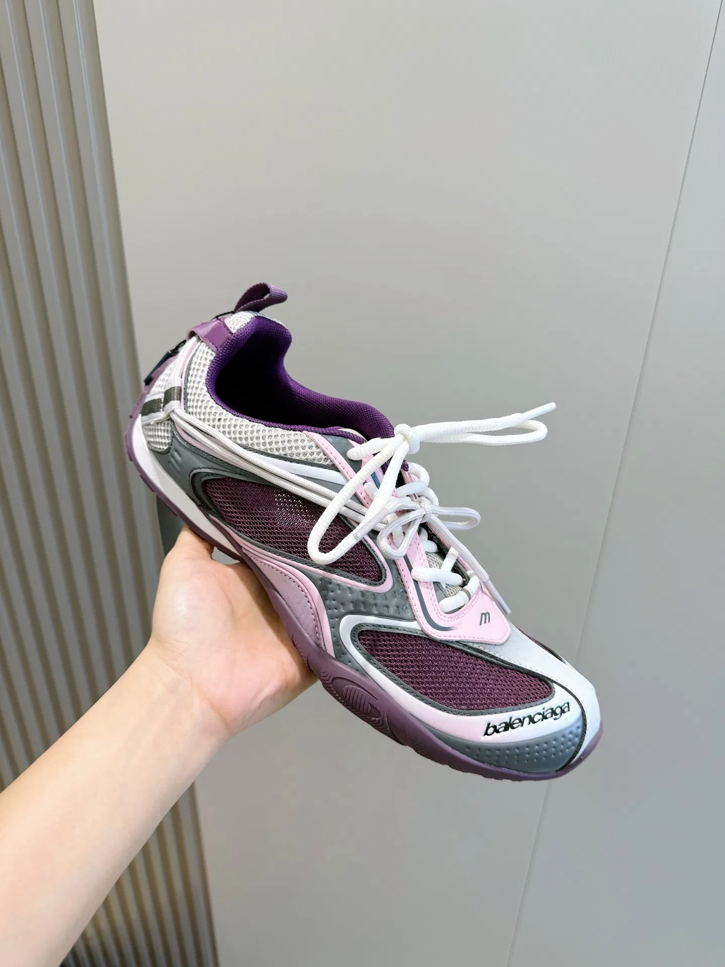 BC 27FW HNBIRYD 010 트랙슈즈 39