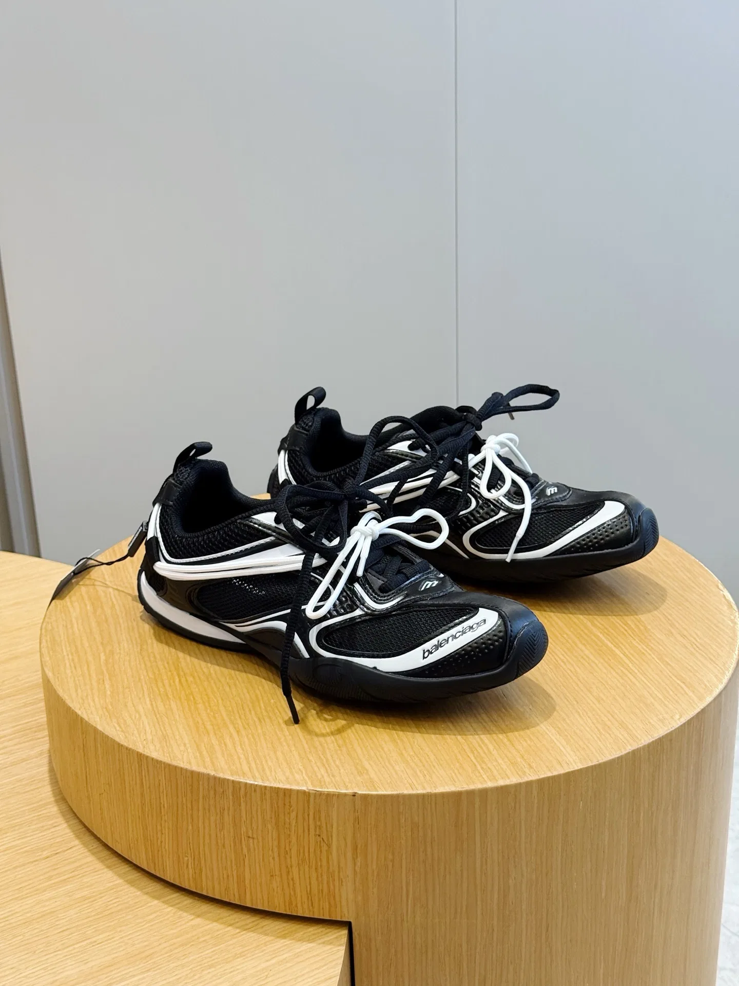 BC 27FW HNBIRYD 010 트랙슈즈 46