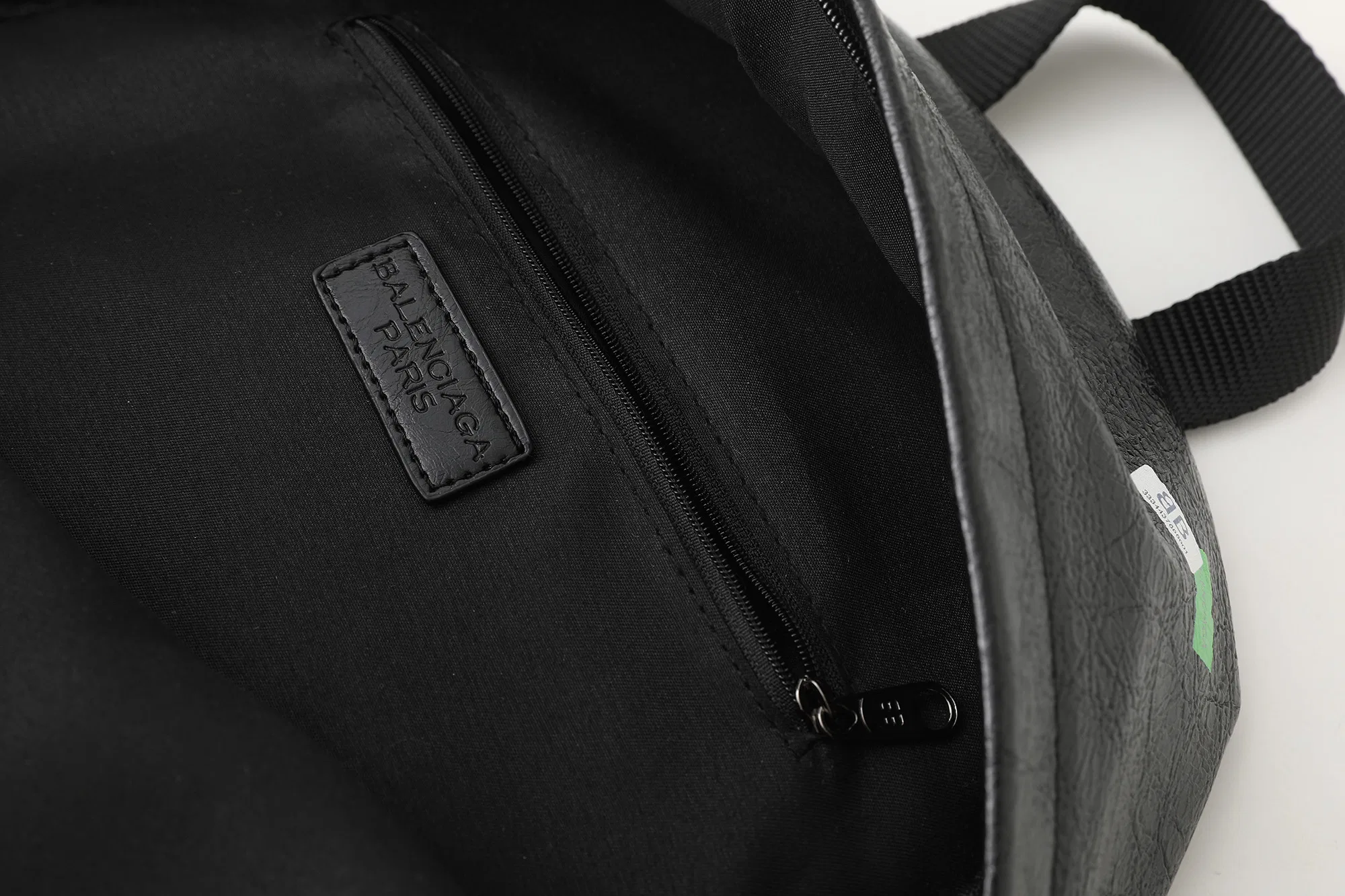 BC 27FW HPYFABW 010 백팩 12