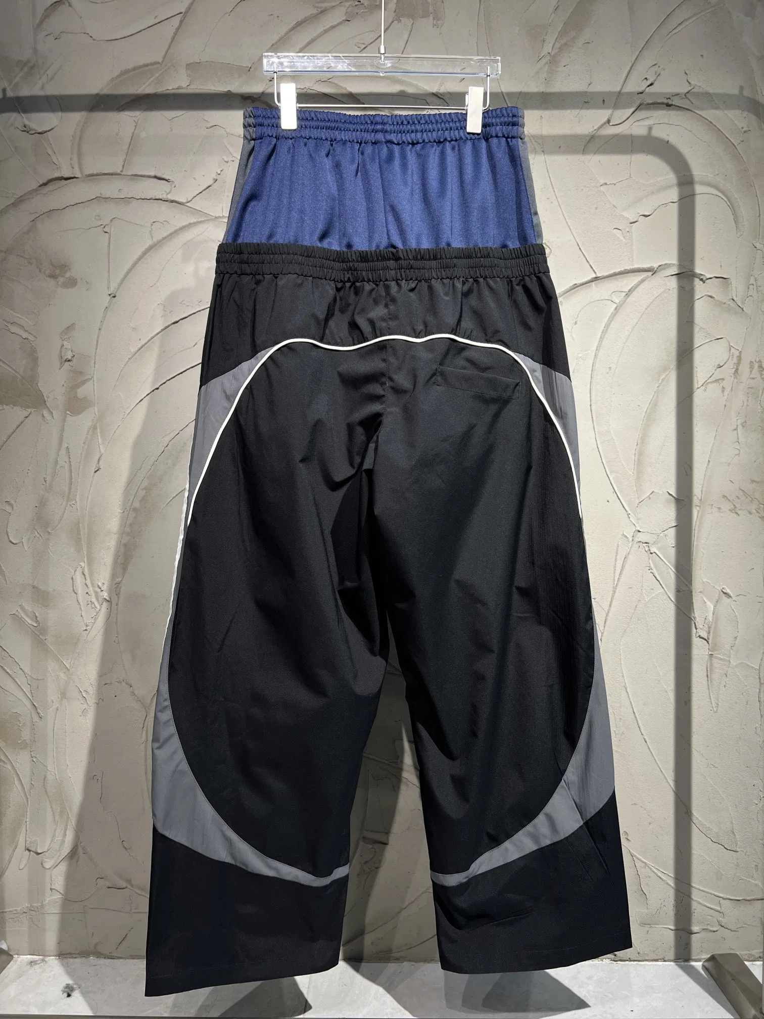 BC 27FW JDBYLEB 005 트랙팬츠 17