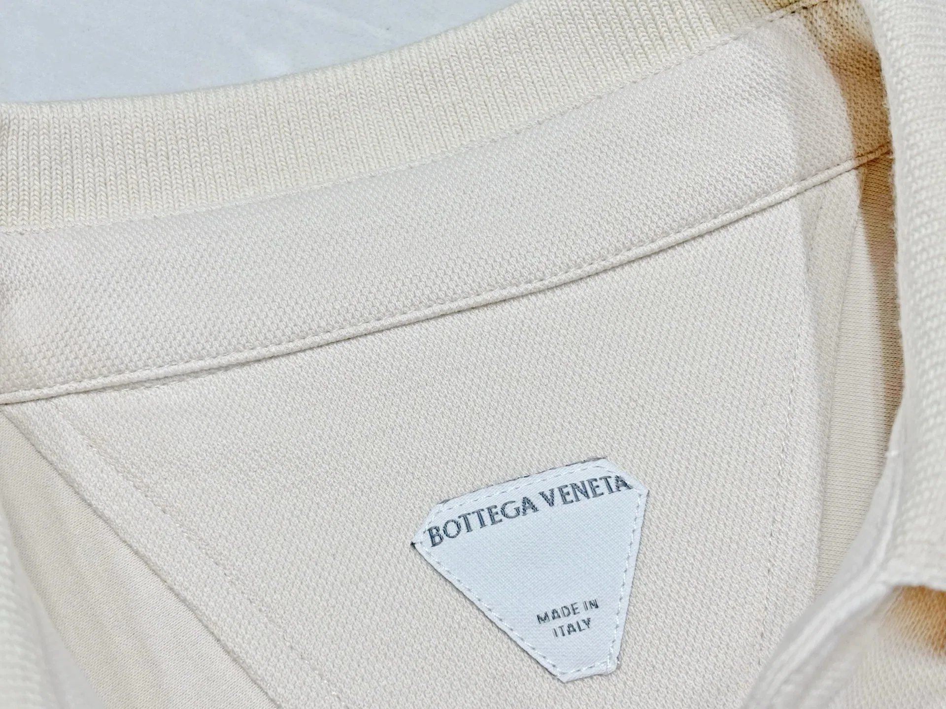 BOTTEGA 27FW CYWEWQI 001 폴로반팔티셔츠 21