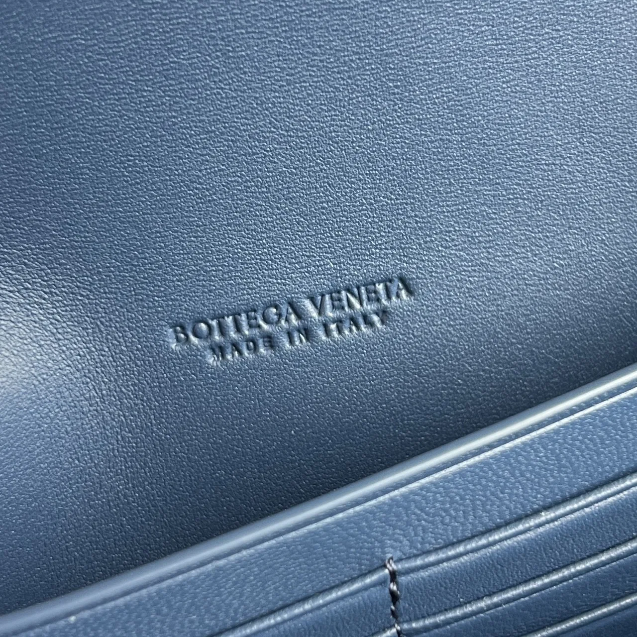 BOTTEGA 27FW NWEPAZI 003 미니백 8