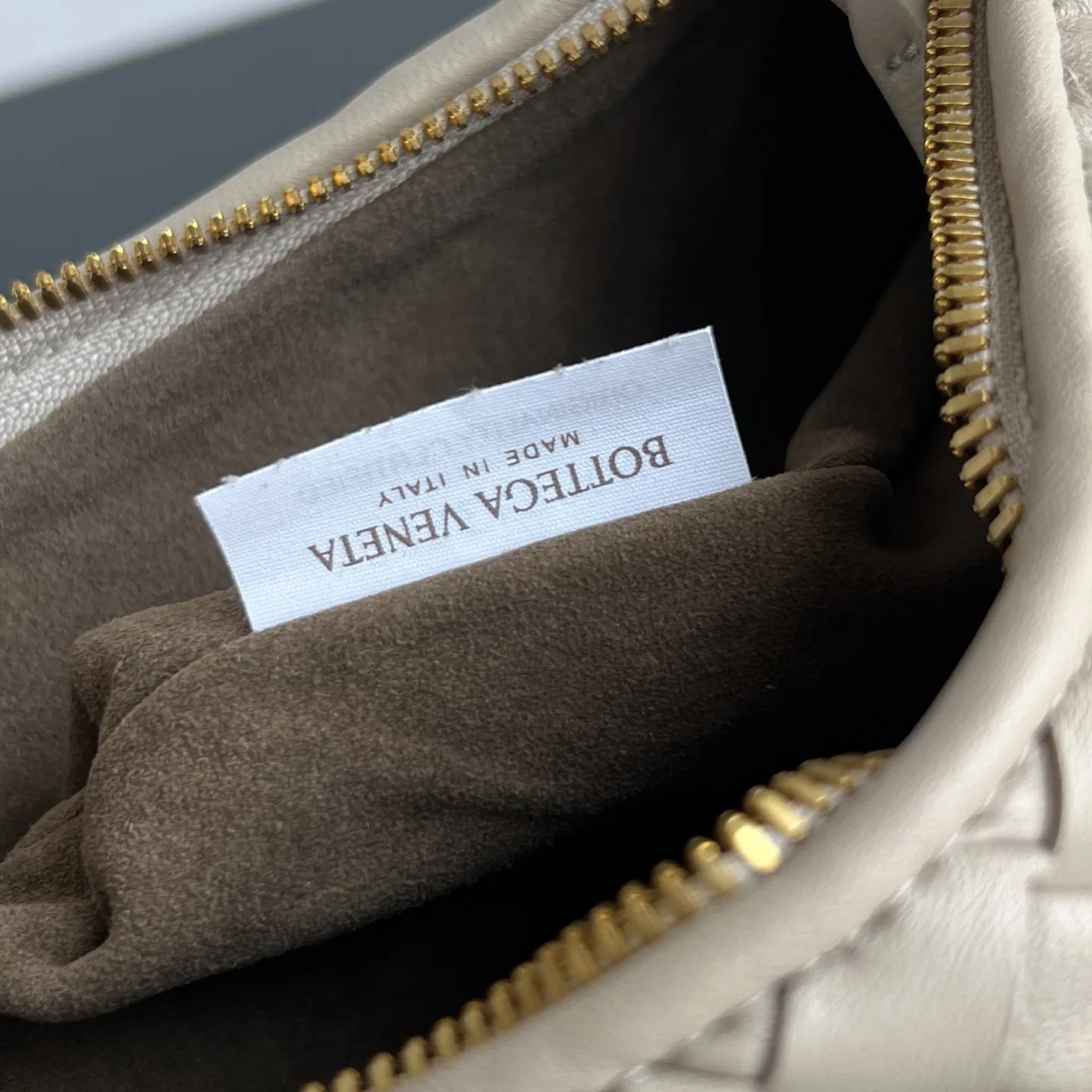 BOTTEGA 27FW NWEPAZI 005 토트백 9
