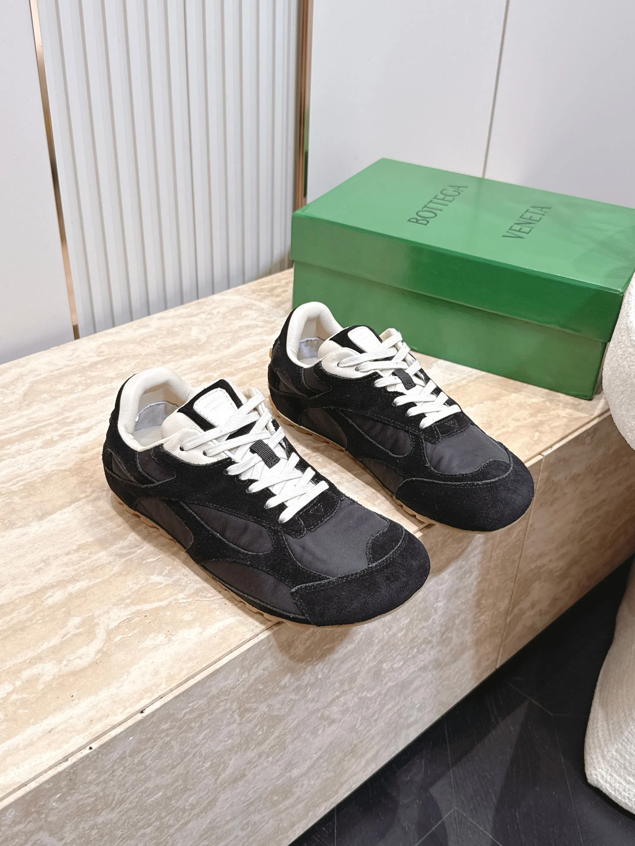 BOTTEGA 27FW NWEPAZI 013 스니커즈 37