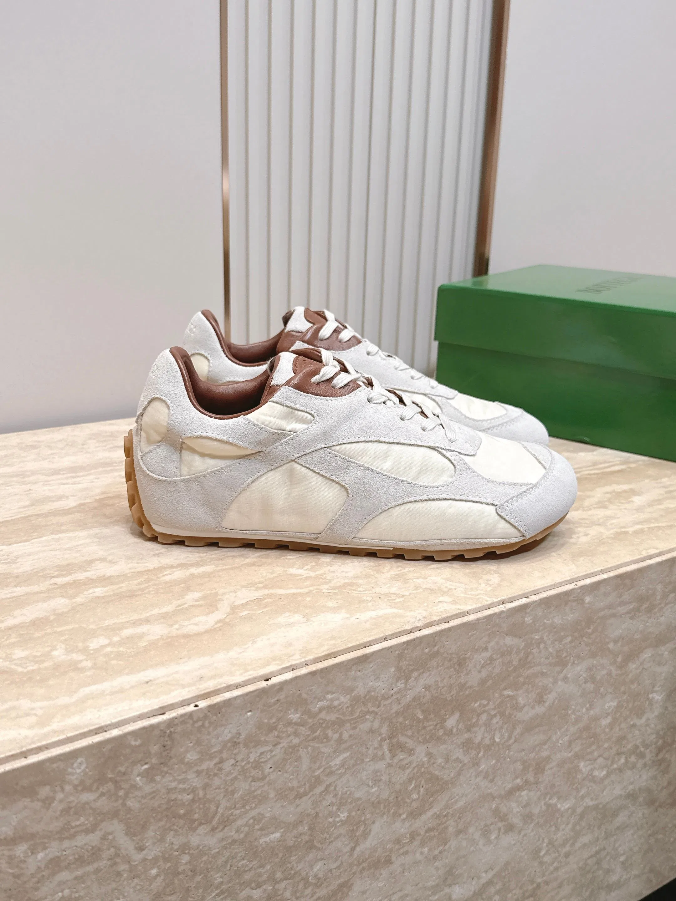 BOTTEGA 27FW NWEPAZI 013 스니커즈 46