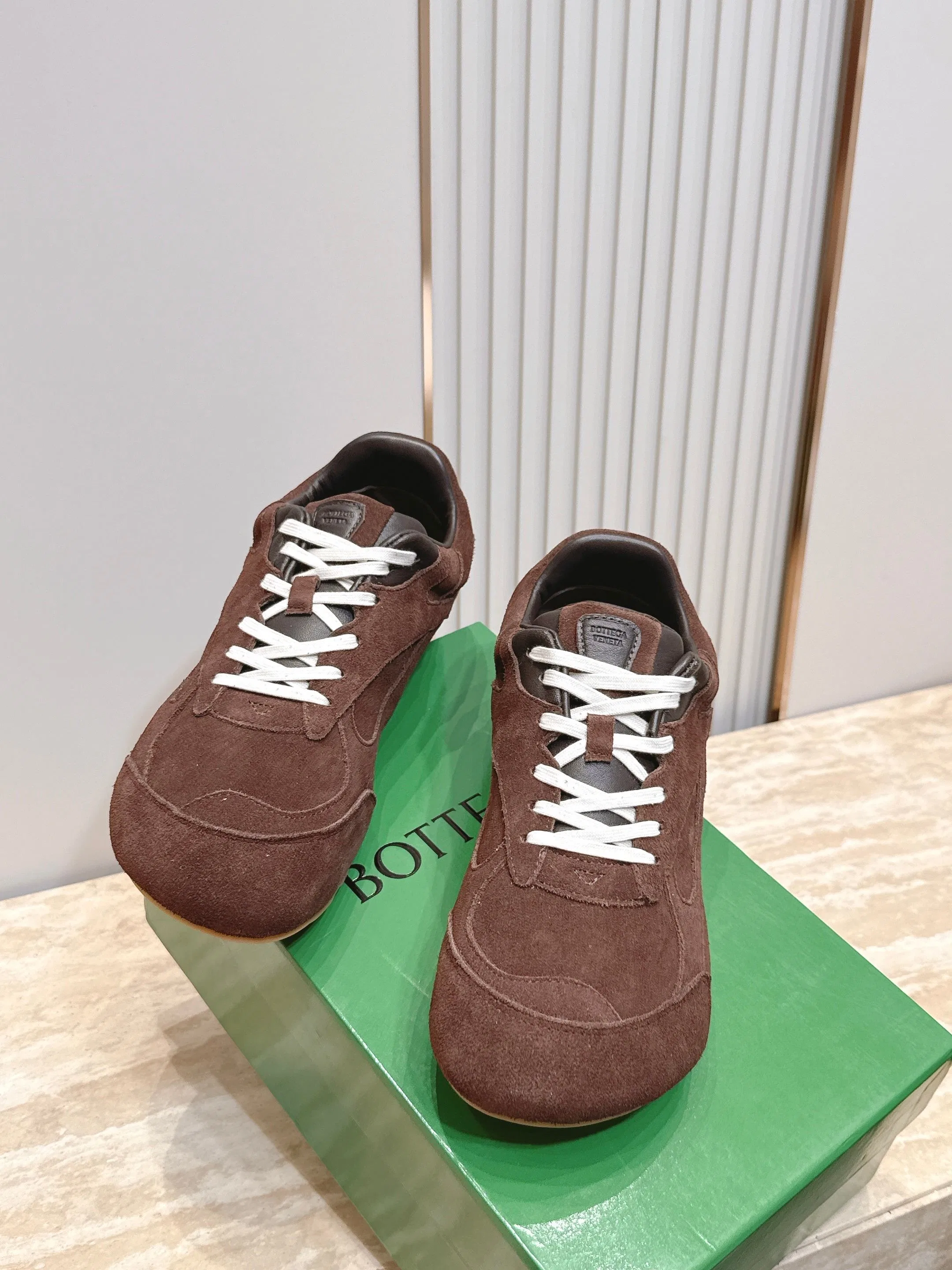 BOTTEGA 27FW NWEPAZI 013 스니커즈 54