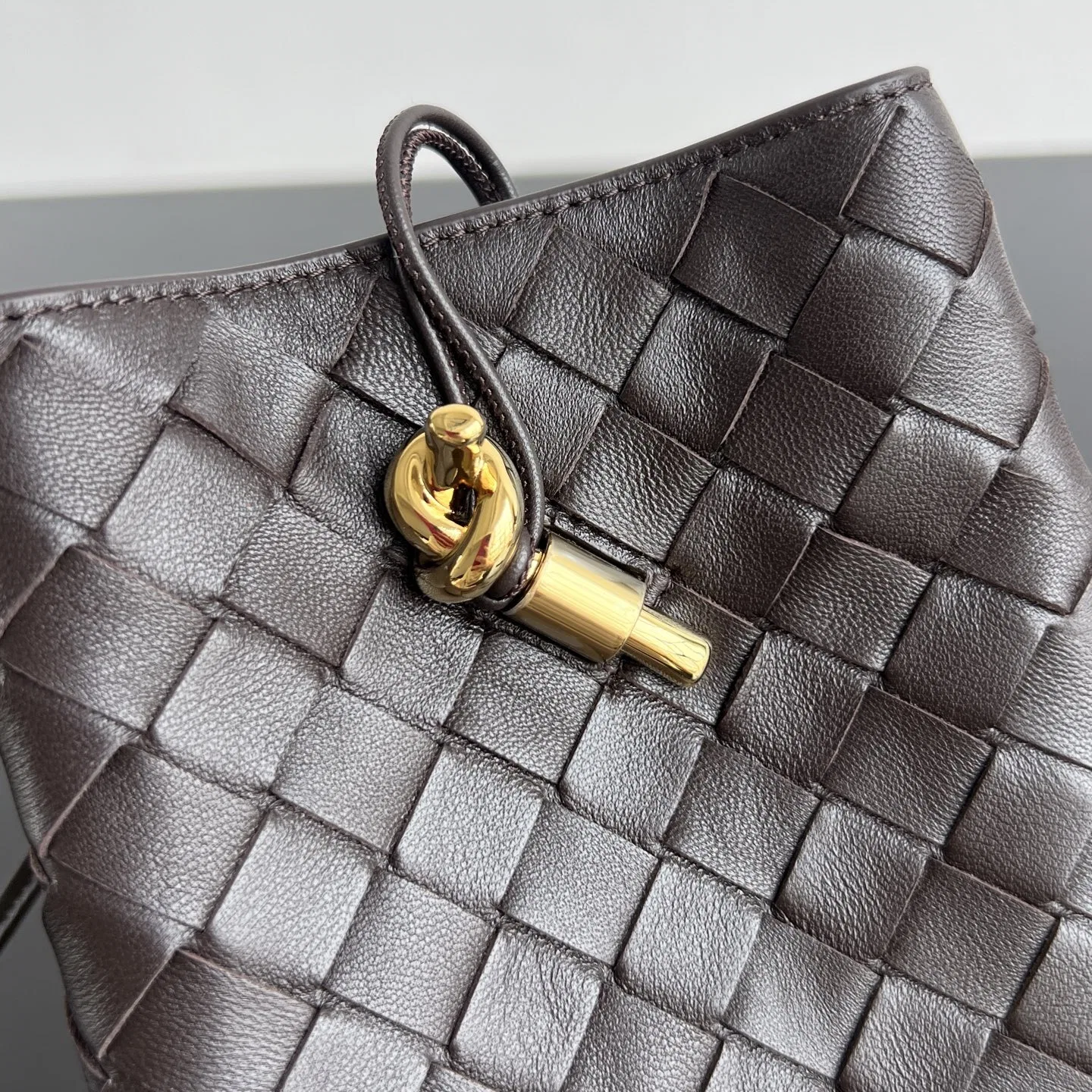 BOTTEGA 27FW NWEPAZI 015 크로스백 8