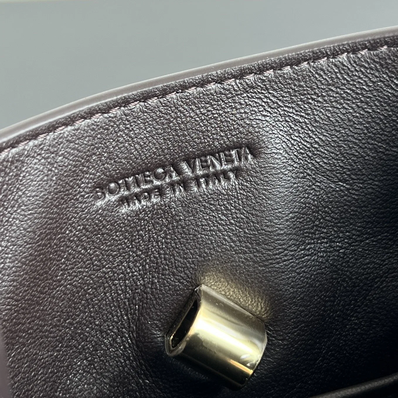 BOTTEGA 27FW NWEPAZI 015 크로스백 9