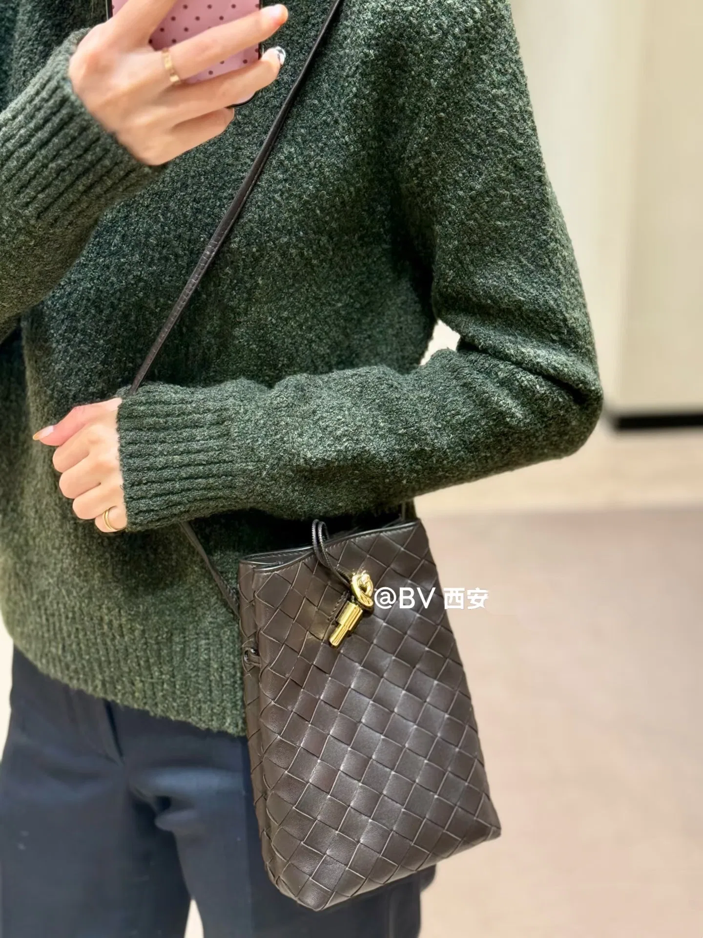 BOTTEGA 27FW NWEPAZI 015 크로스백 13
