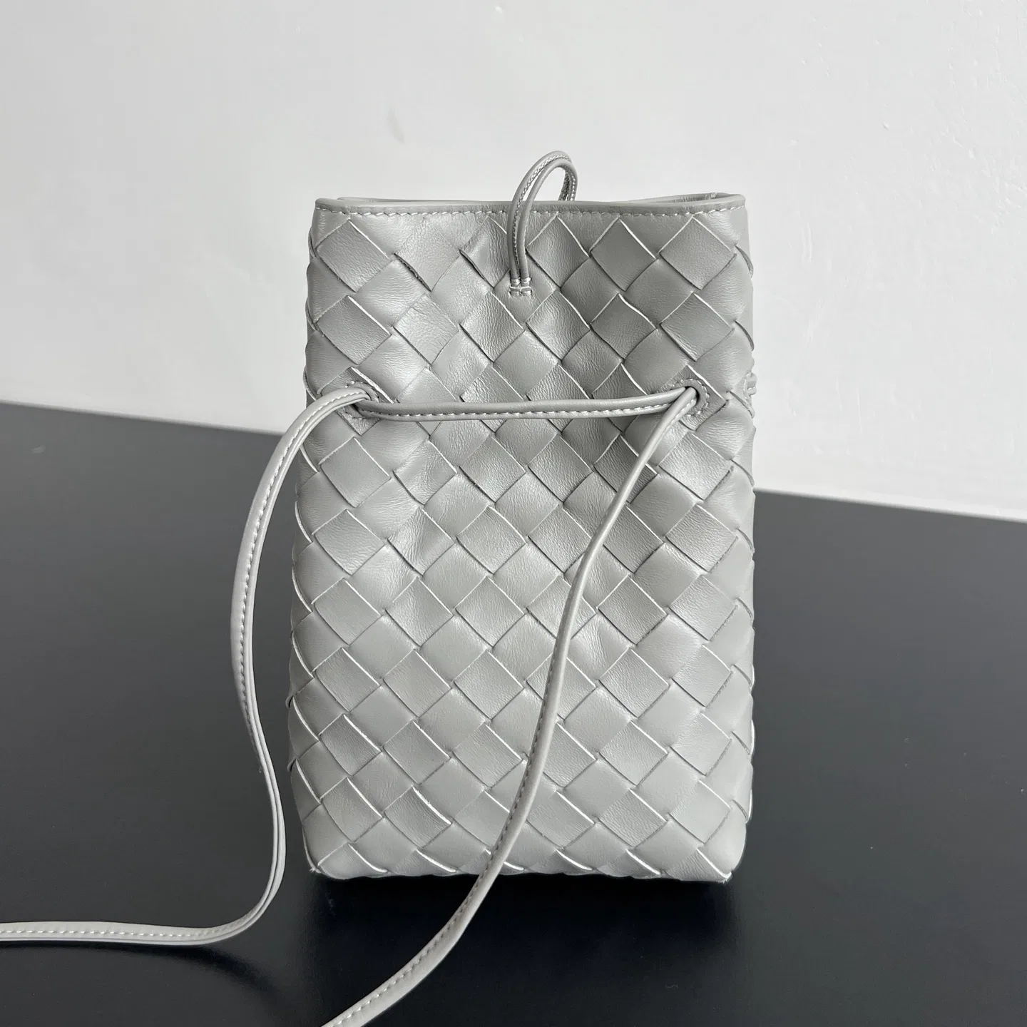 BOTTEGA 27FW NWEPAZI 015 크로스백 16