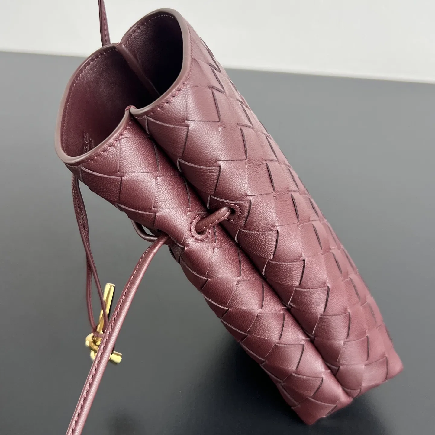 BOTTEGA 27FW NWEPAZI 015 크로스백 47