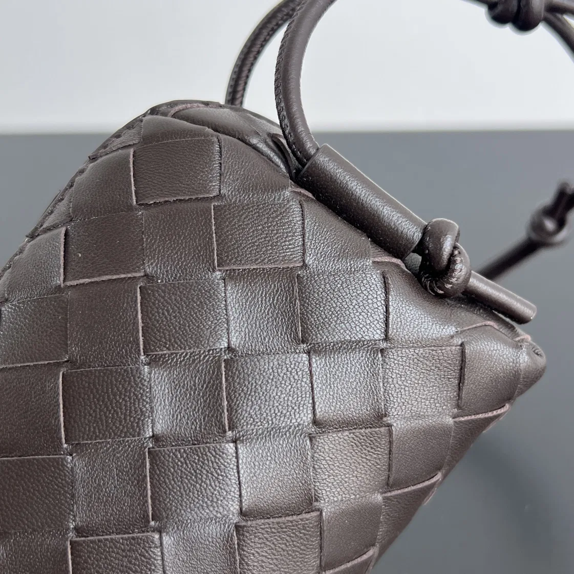 BOTTEGA 27FW NWEPAZI 017 미니백 7