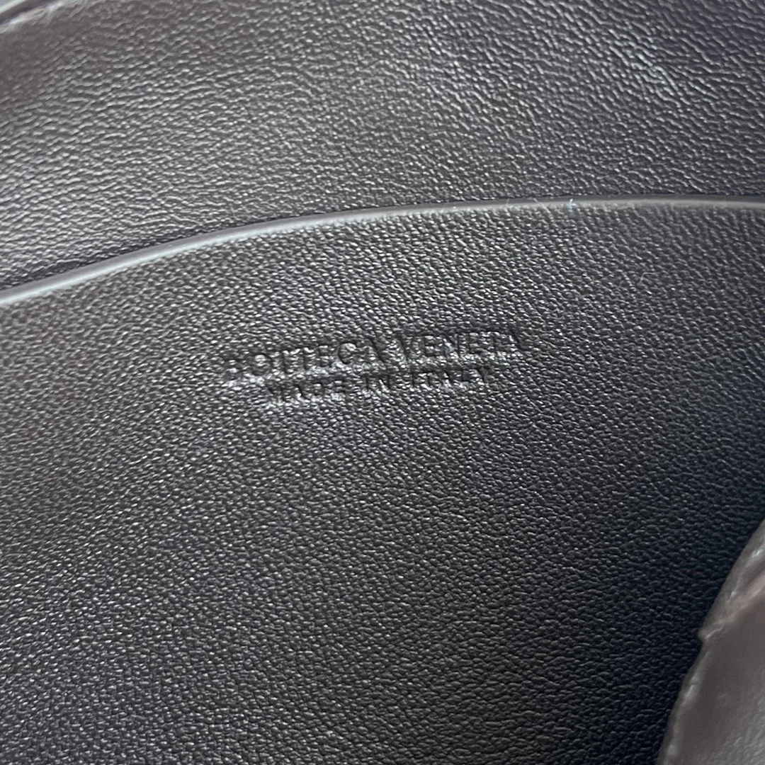 BOTTEGA 27FW NWEPAZI 017 미니백 8