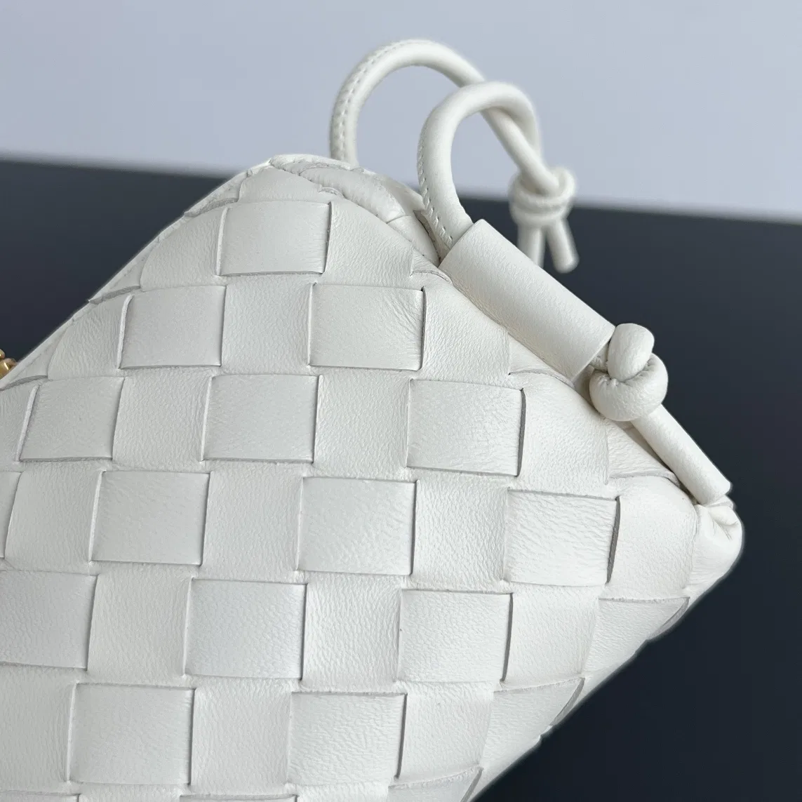 BOTTEGA 27FW NWEPAZI 017 미니백 16