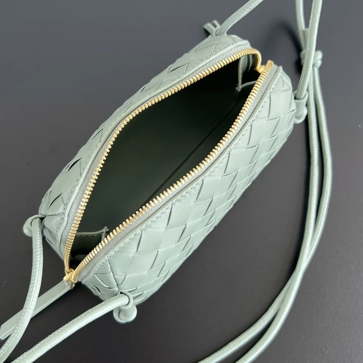 BOTTEGA 27FW NWEPAZI 017 미니백 32