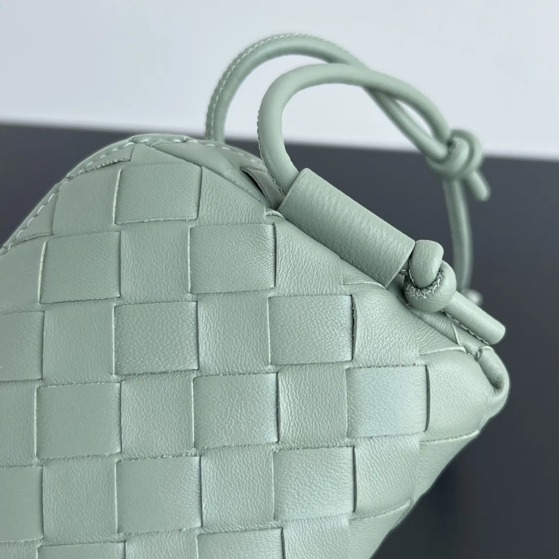 BOTTEGA 27FW NWEPAZI 017 미니백 34