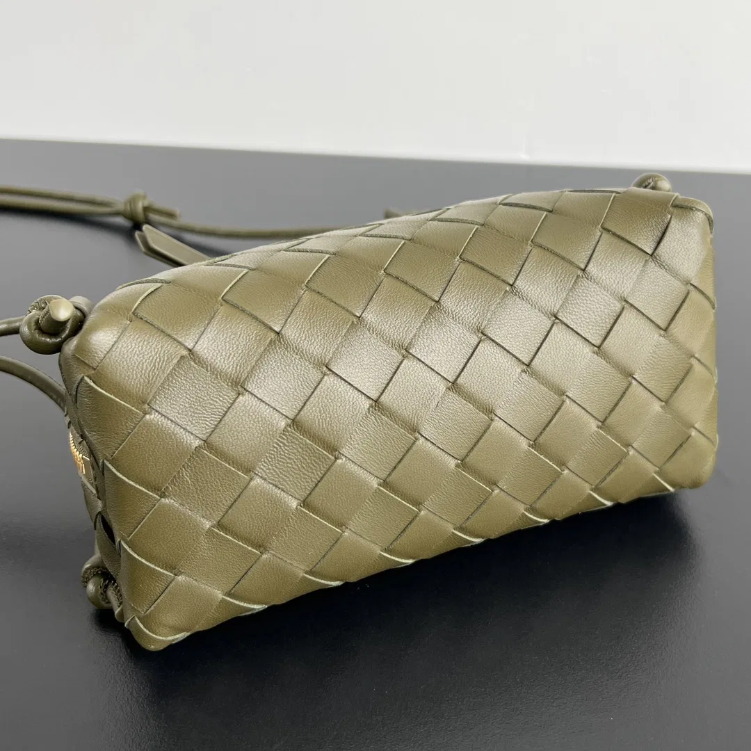 BOTTEGA 27FW NWEPAZI 017 미니백 39