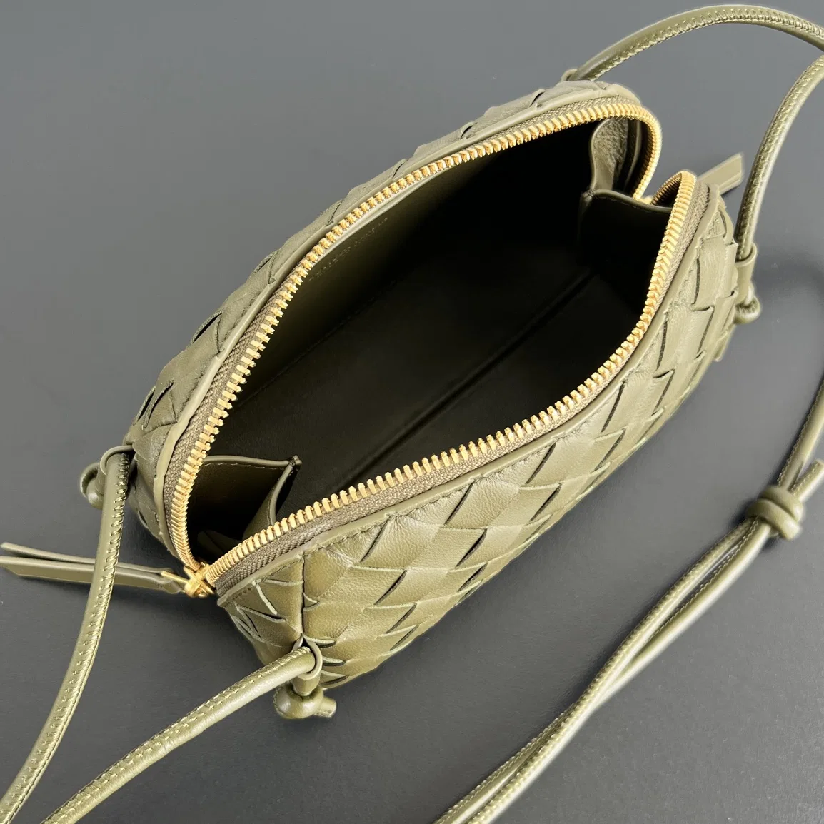 BOTTEGA 27FW NWEPAZI 017 미니백 41