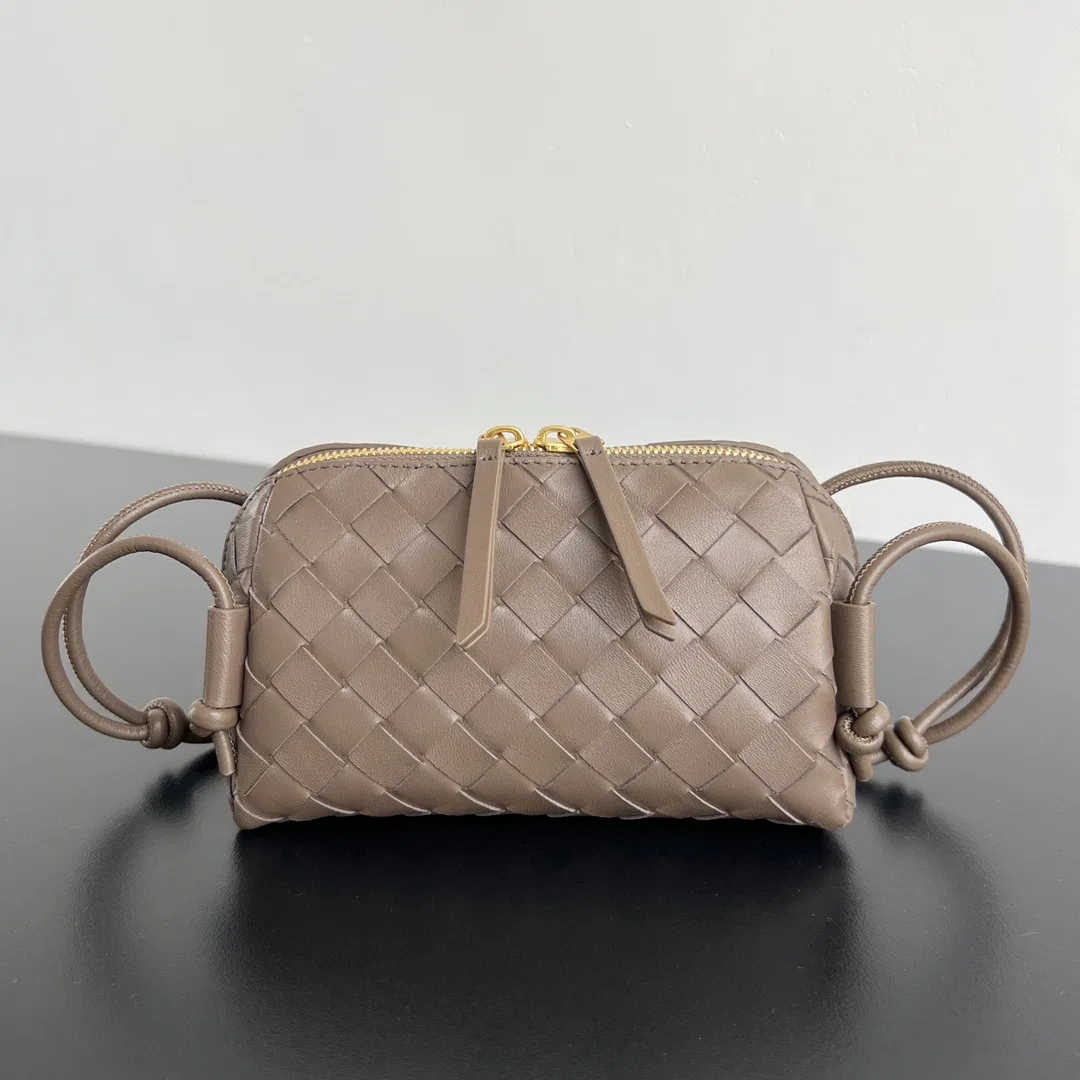 BOTTEGA 27FW NWEPAZI 017 미니백 46