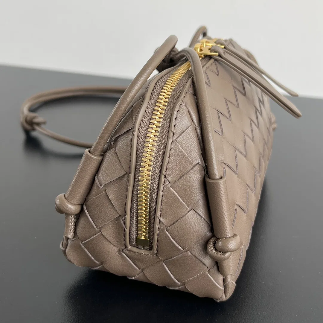 BOTTEGA 27FW NWEPAZI 017 미니백 47