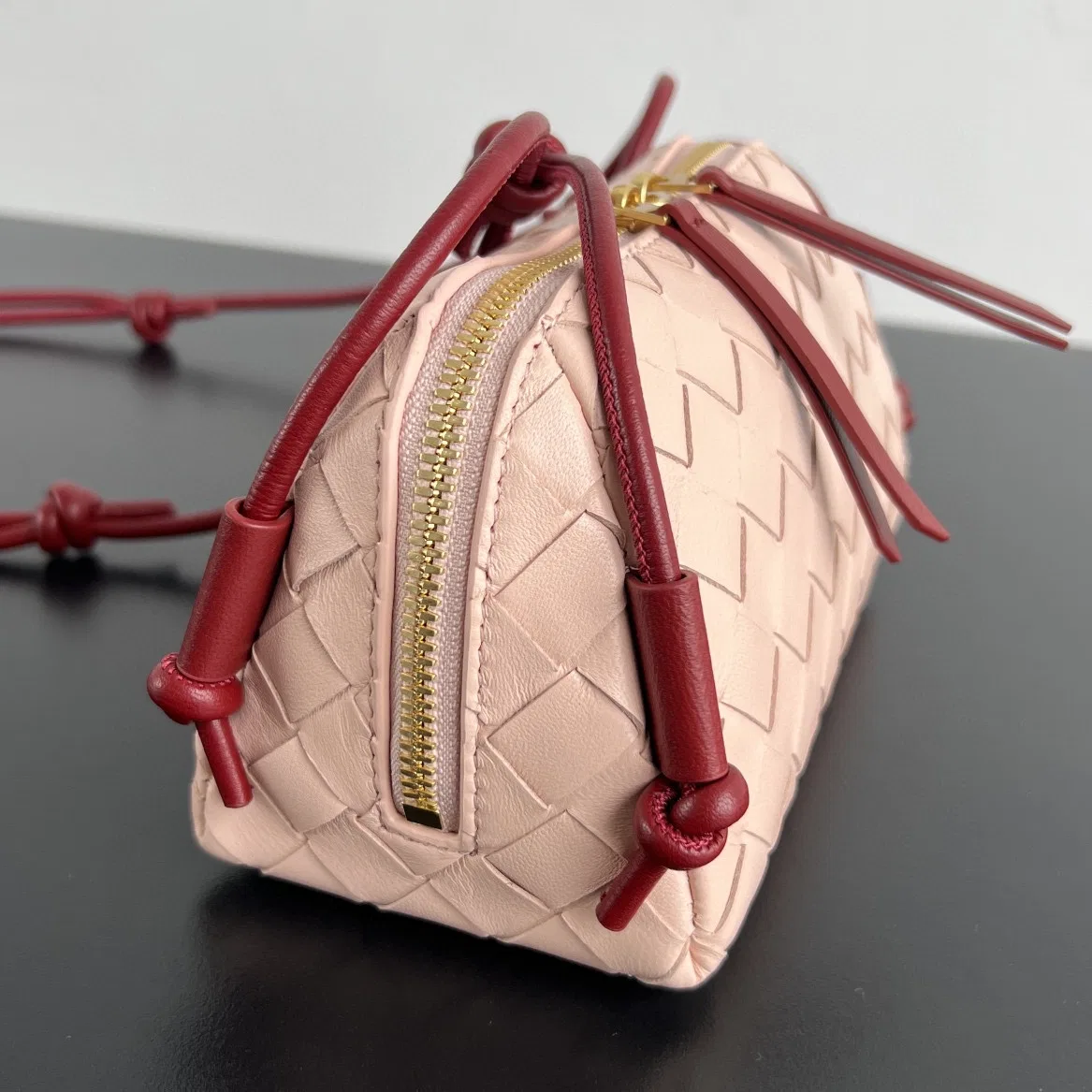 BOTTEGA 27FW NWEPAZI 017 미니백 56