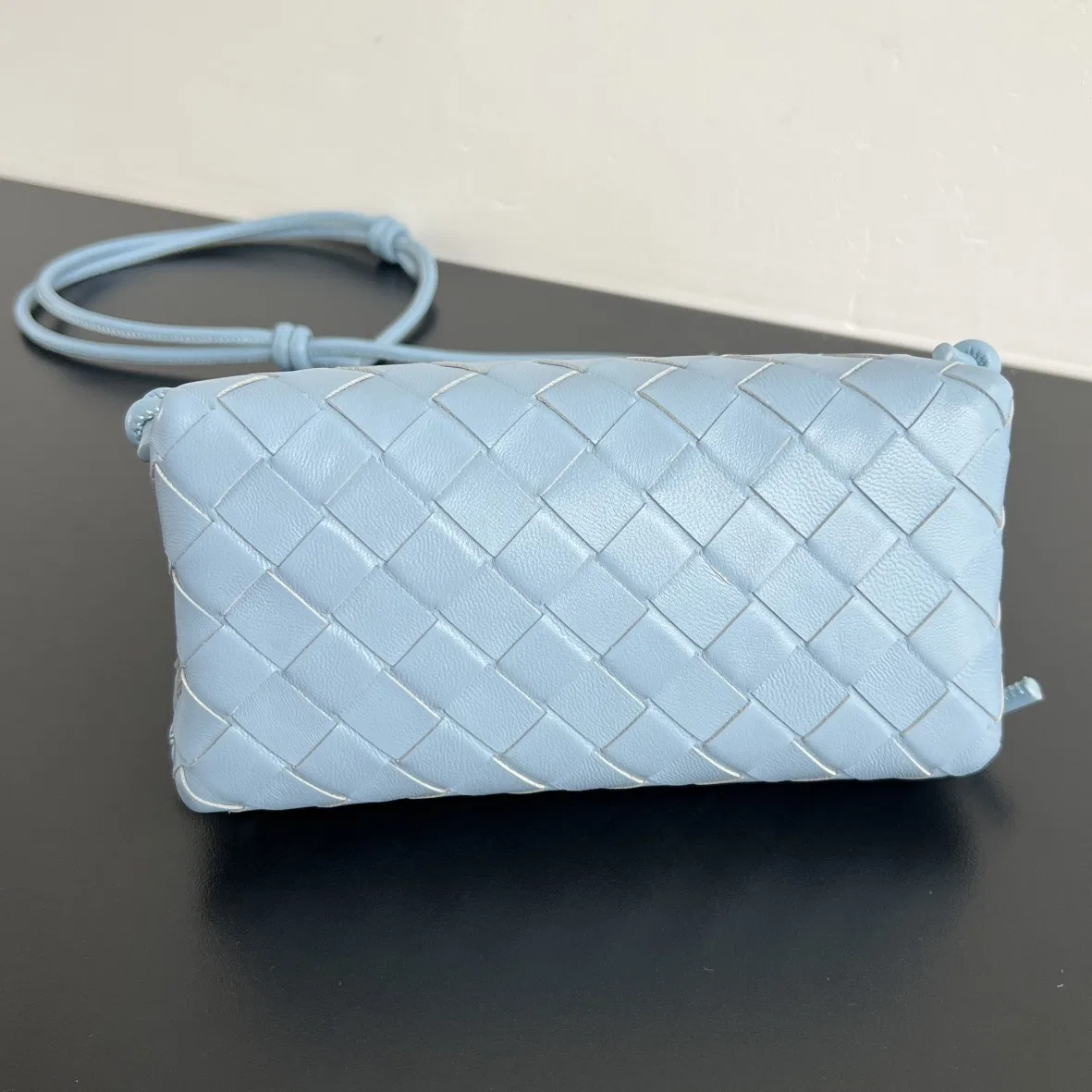 BOTTEGA 27FW NWEPAZI 017 미니백 75