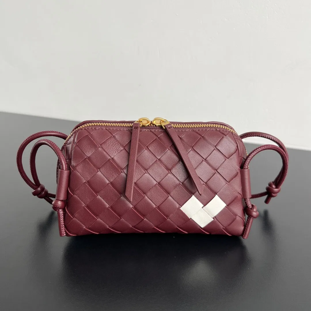 BOTTEGA 27FW NWEPAZI 017 미니백 82