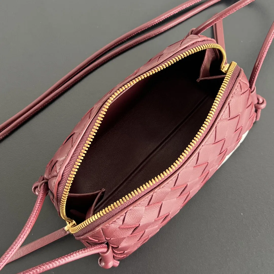 BOTTEGA 27FW NWEPAZI 017 미니백 86
