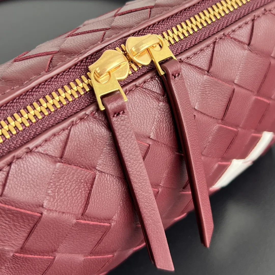 BOTTEGA 27FW NWEPAZI 017 미니백 87