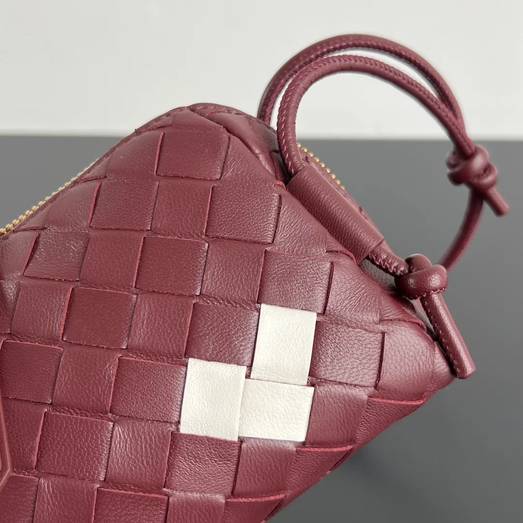 BOTTEGA 27FW NWEPAZI 017 미니백 88