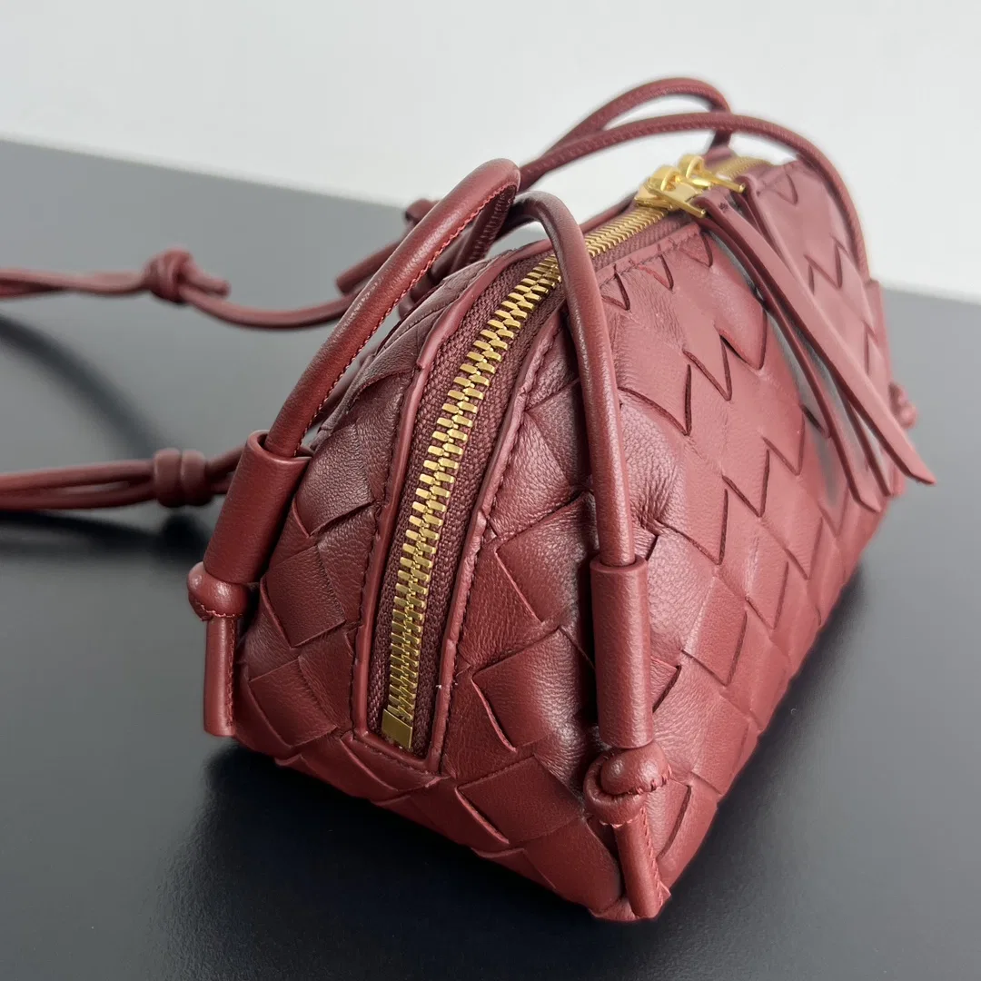 BOTTEGA 27FW NWEPAZI 017 미니백 92